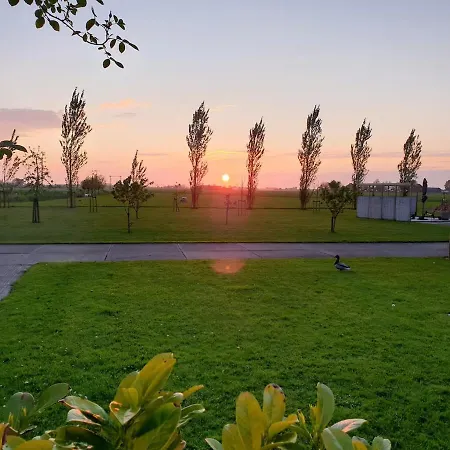 Alojamento de Acomodação e Pequeno-almoço Complete Studio De Stopplaats Dichtbij Hoorn En Alkmaar Zuidermeer