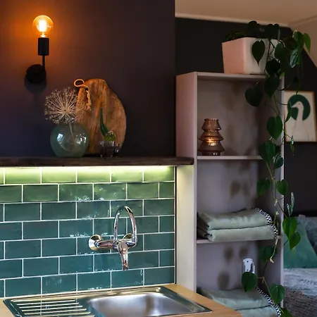 Complete Dichtbij Hoorn En Alkmaar Frühstückspension
